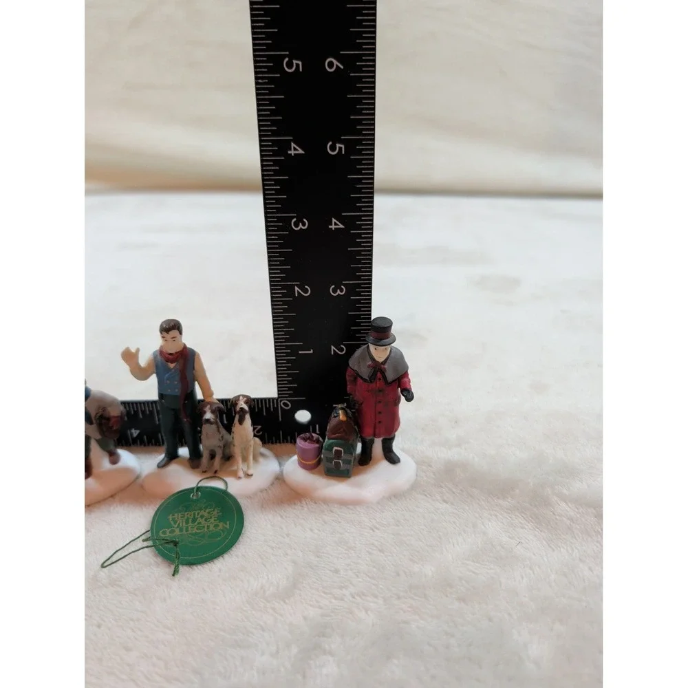 Dept‎ 56 Heritage Village Vision of a Christmas Past Porcelain Figures 5817-3